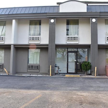 Days Inn Melrose Park/O'Hare South Екстериор снимка
