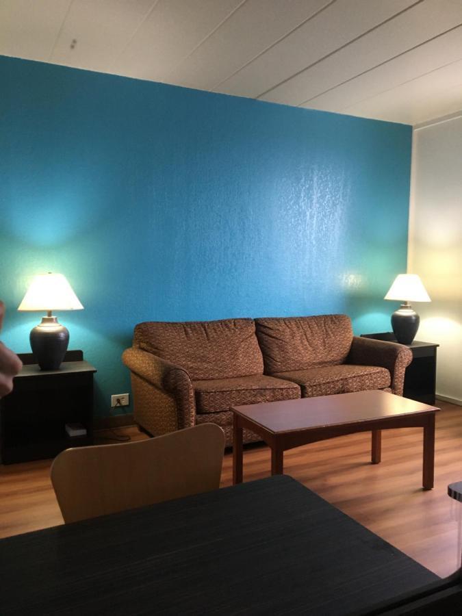 Days Inn Melrose Park/O'Hare South Екстериор снимка