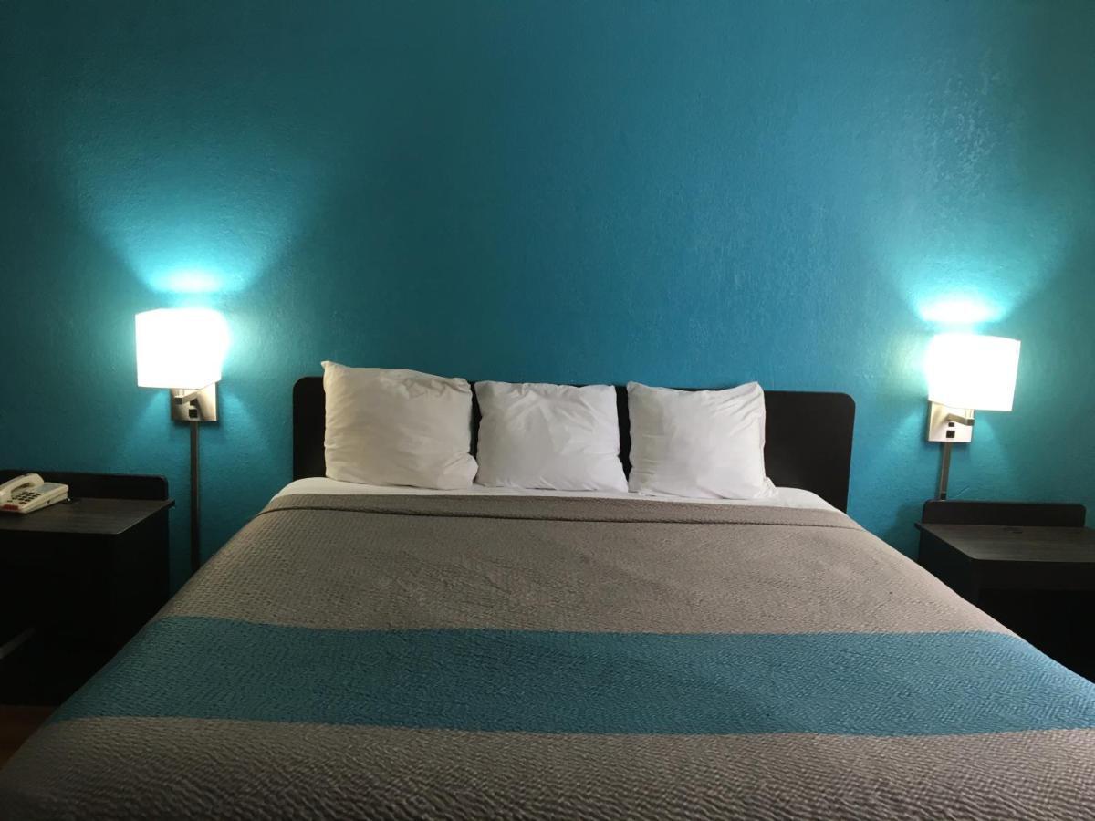 Days Inn Melrose Park/O'Hare South Екстериор снимка