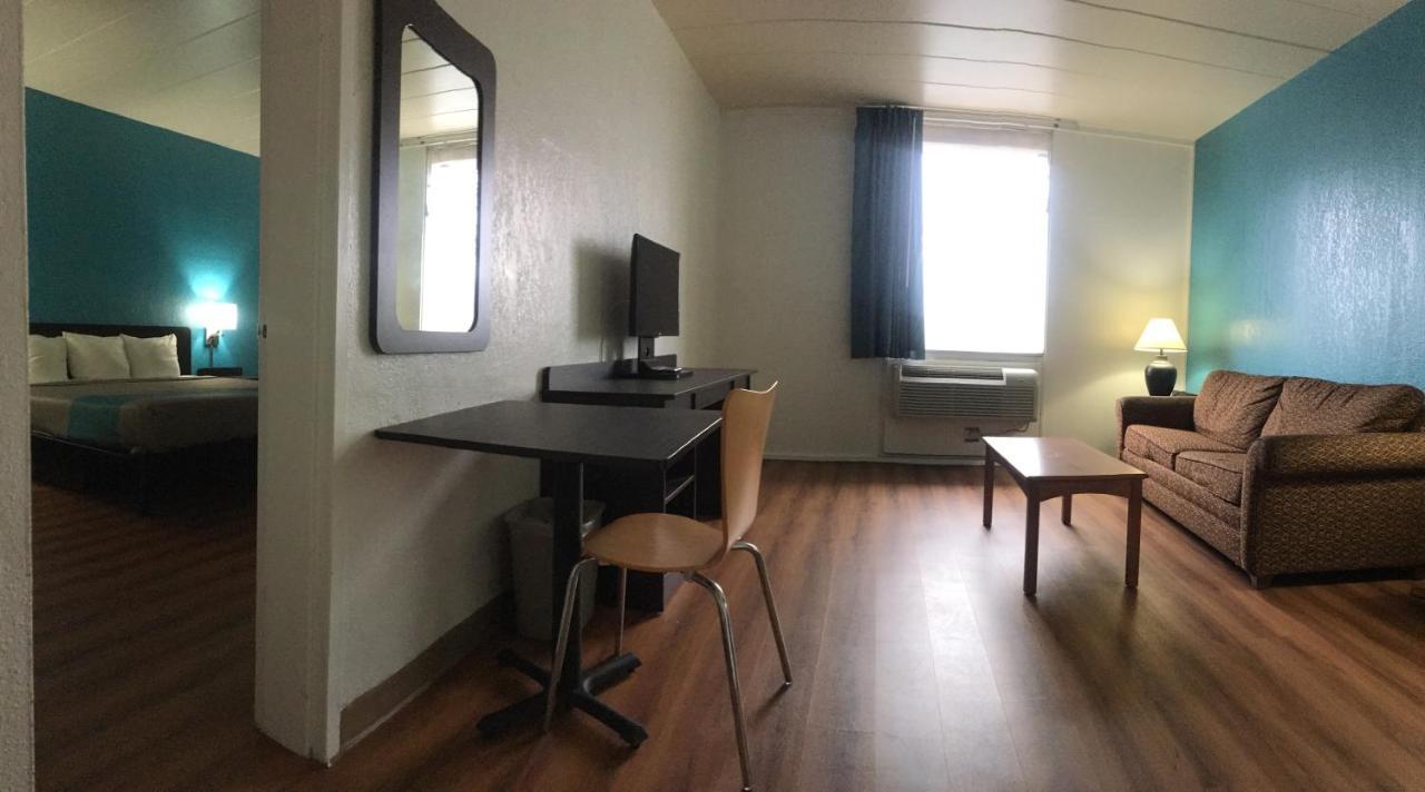 Days Inn Melrose Park/O'Hare South Екстериор снимка
